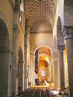 Lyon, Abbaye d'Ainay, Travee (2)
